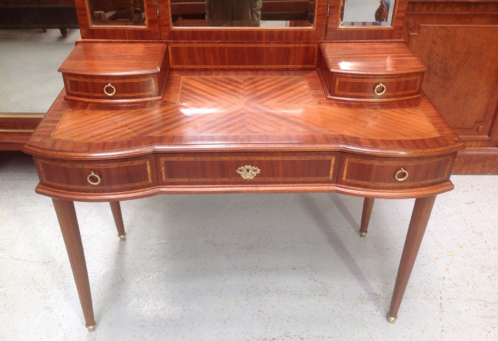 FRENCH ART DECO MAHOGANY DRESSING TABLE View II