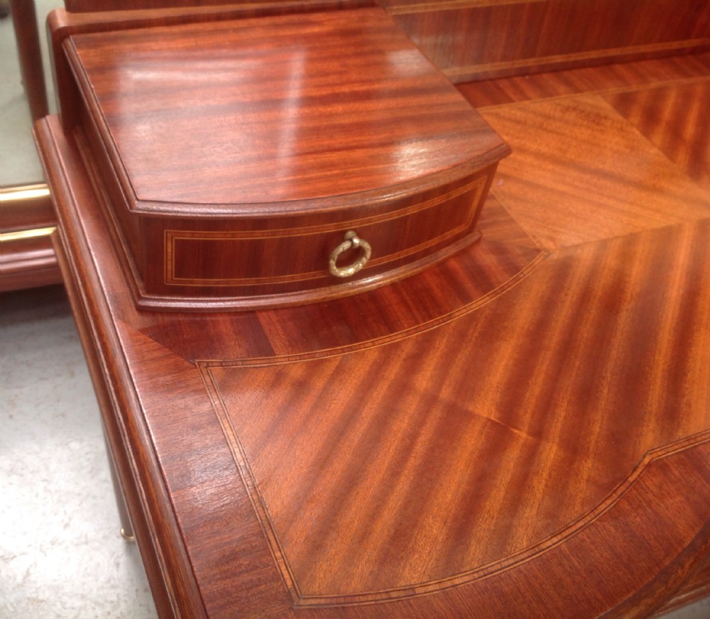 FRENCH ART DECO MAHOGANY DRESSING TABLE View IV
