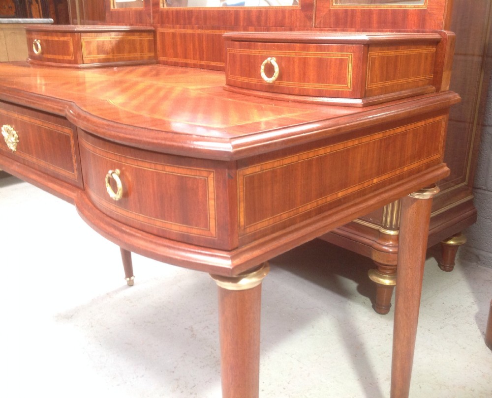 FRENCH ART DECO MAHOGANY DRESSING TABLE View V
