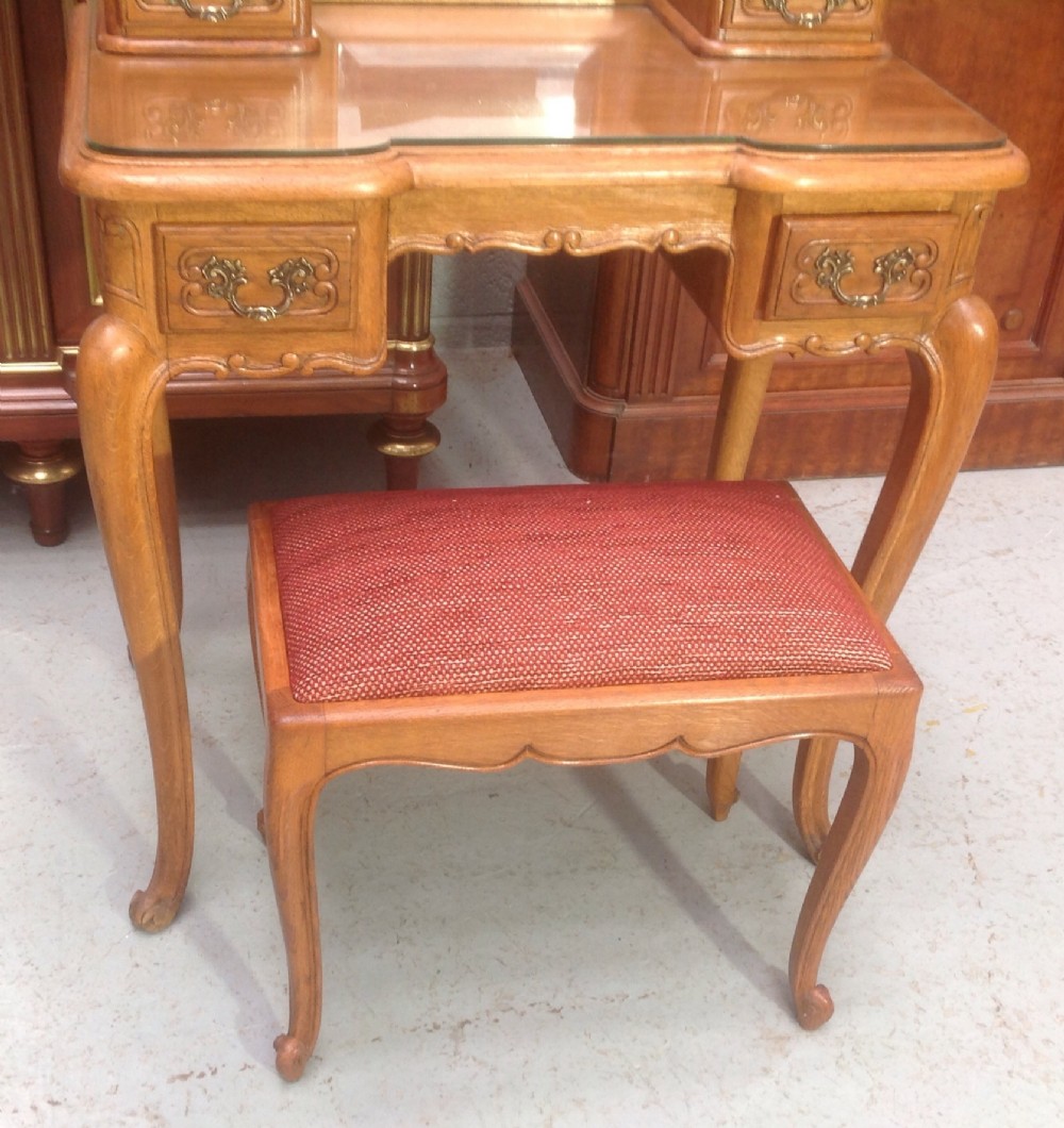 CARVED OAK FRENCH DRESSING TABLE AND STOOL View X
