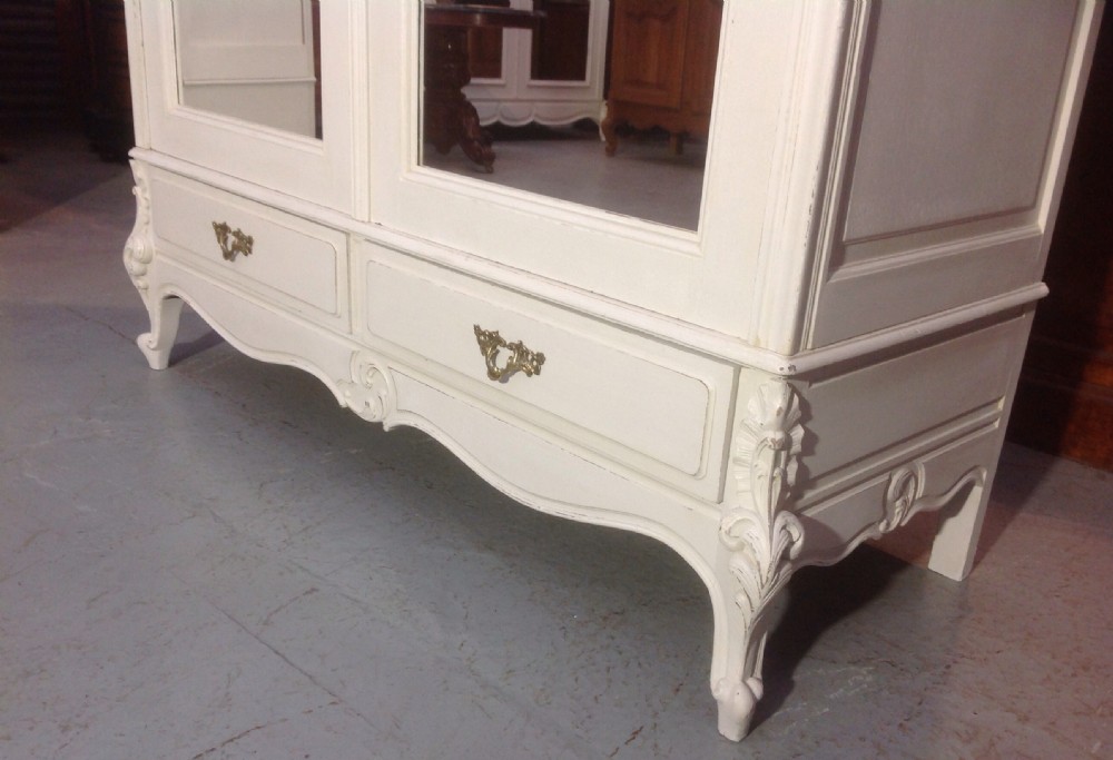 PAINTED FRENCH CARVED ARMOIRE View V