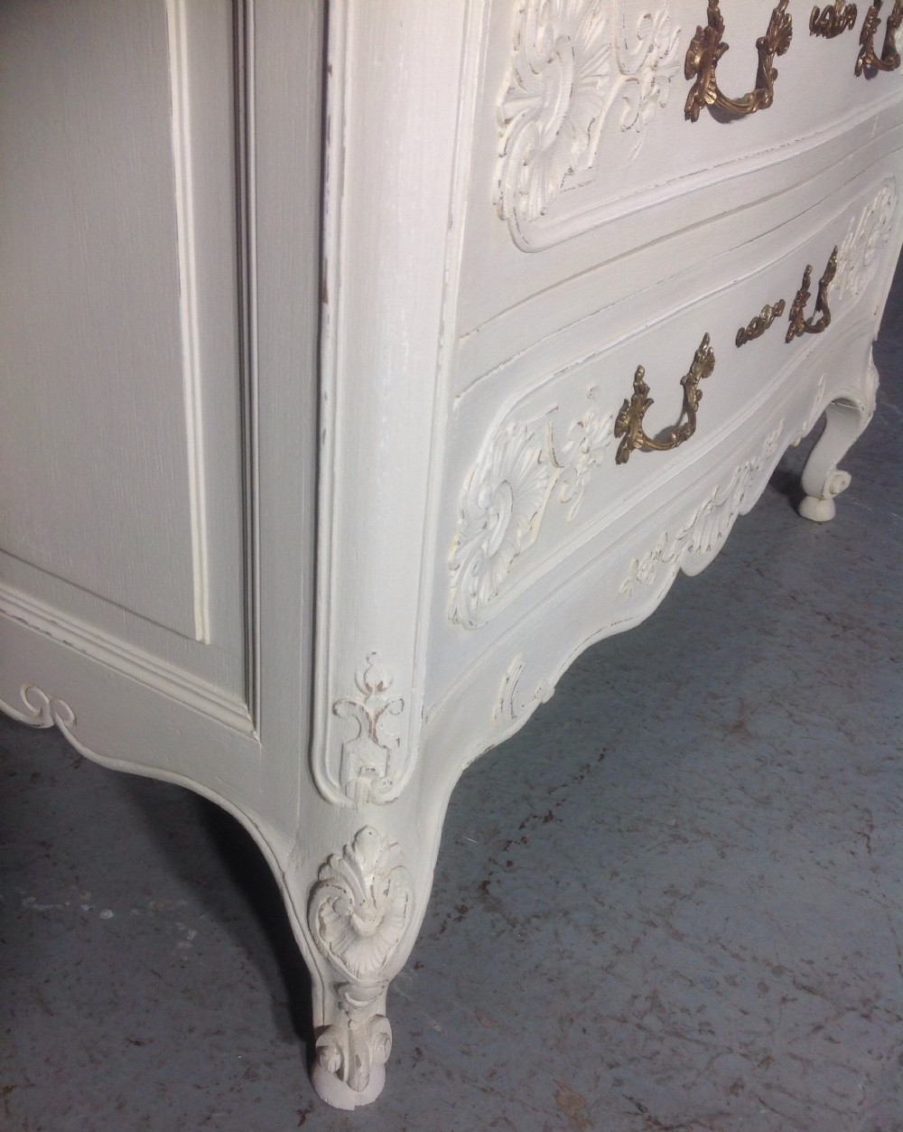 PAINTED FRENCH OAK CHEST View VIII