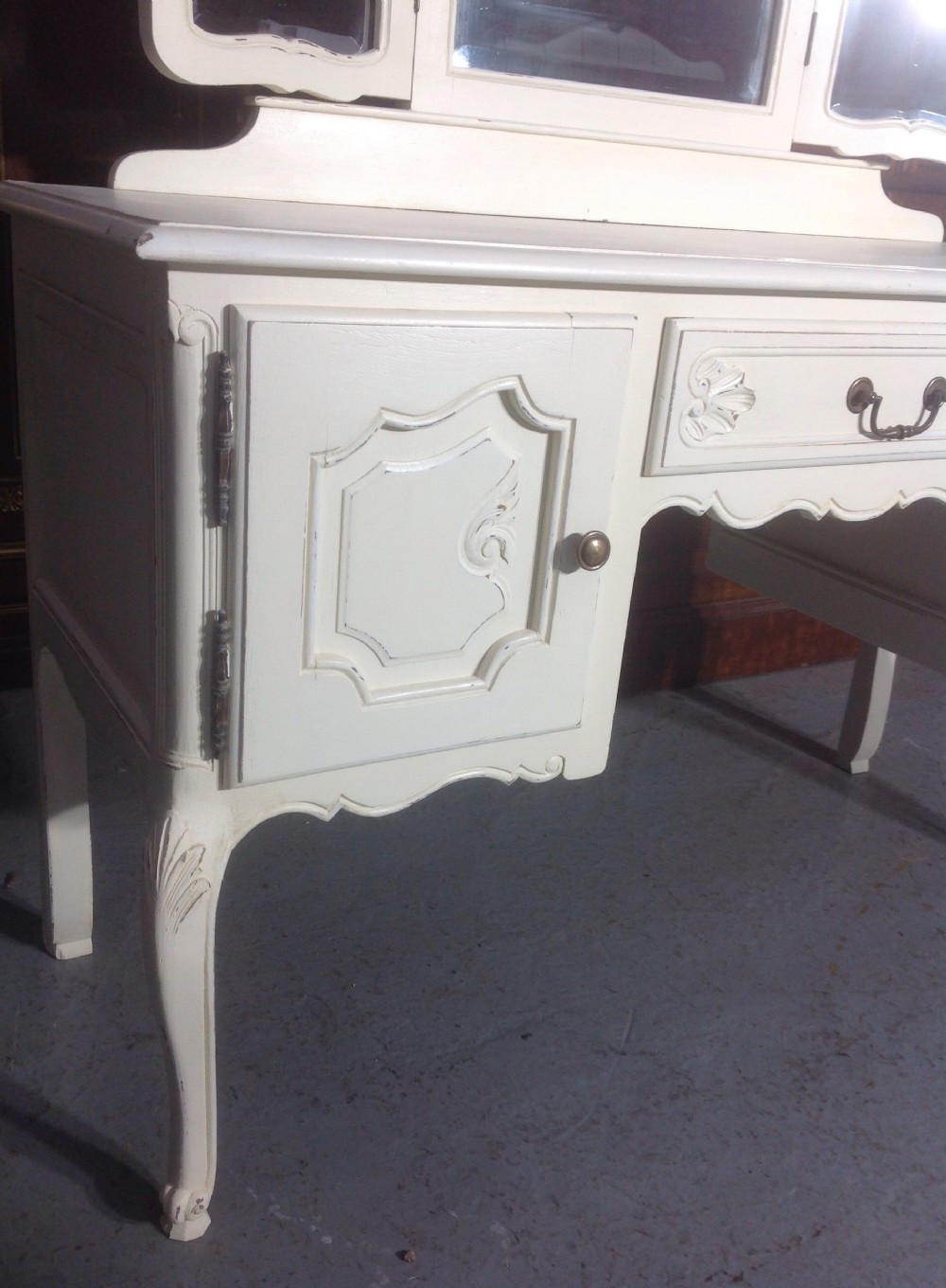 PAINTED FRENCH DRESSING TABLE View II