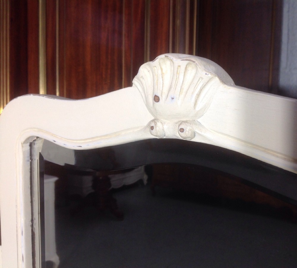 PAINTED FRENCH DRESSING TABLE View VI