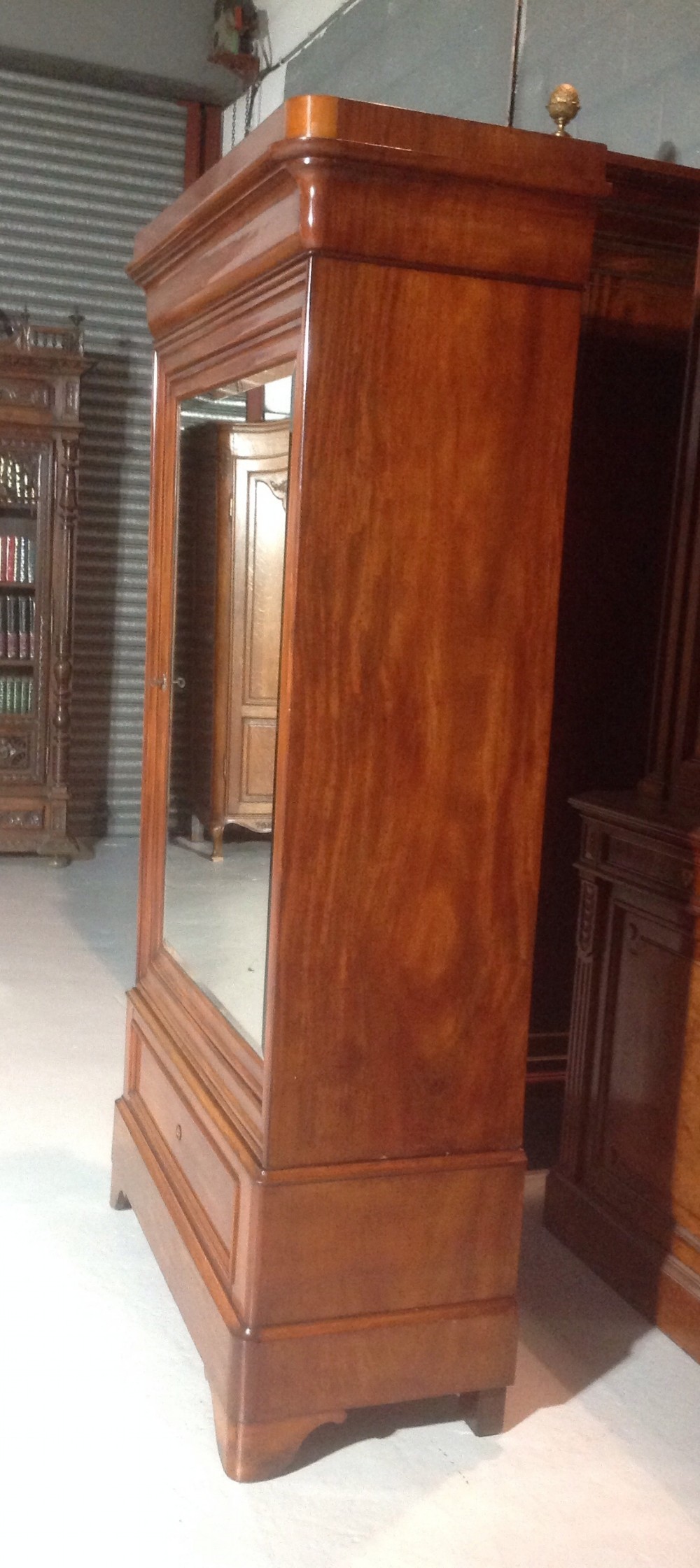 FRENCH MAHOGANY LOUIS PHILLIPPE ARMOIRE View VIII