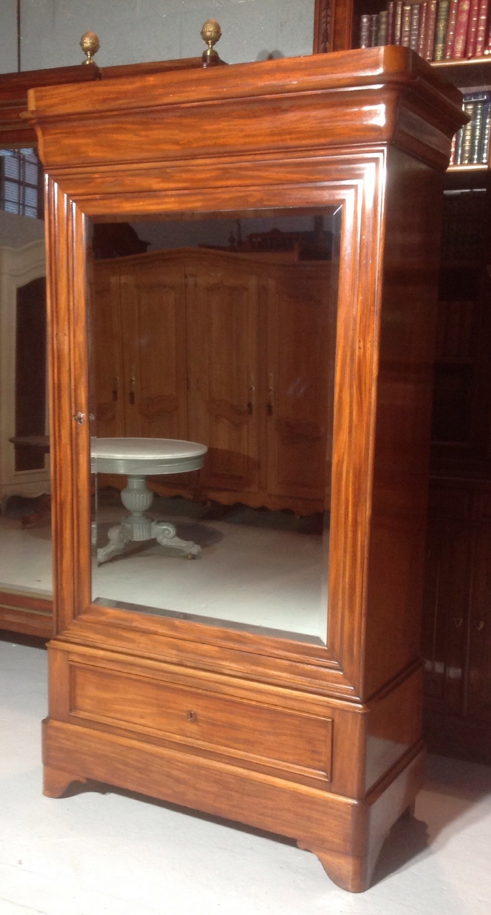 FRENCH MAHOGANY LOUIS PHILLIPPE ARMOIRE View IX