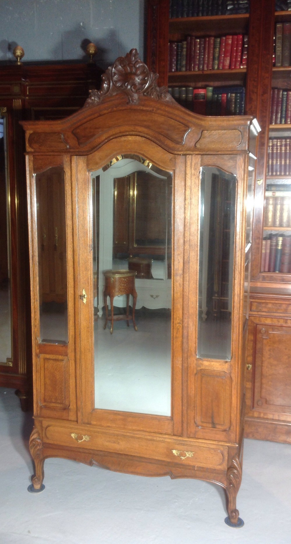 french carved oak armoire - CATEGORY: ANTIQUE WARDROBES - DATED 1920