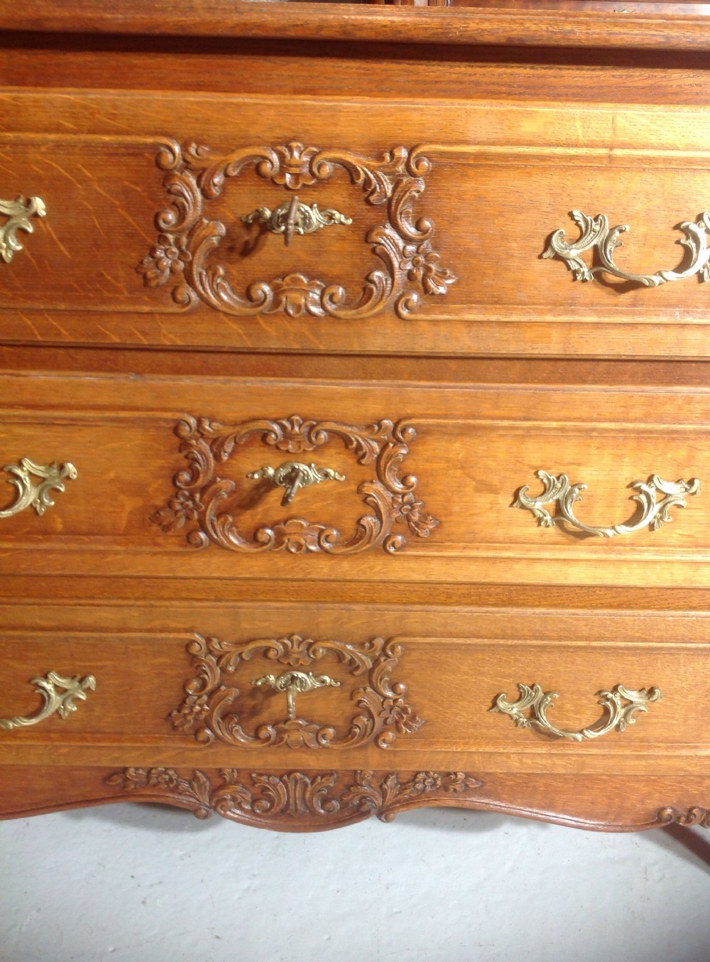 CARVED OAK FRENCH CHEST View III
