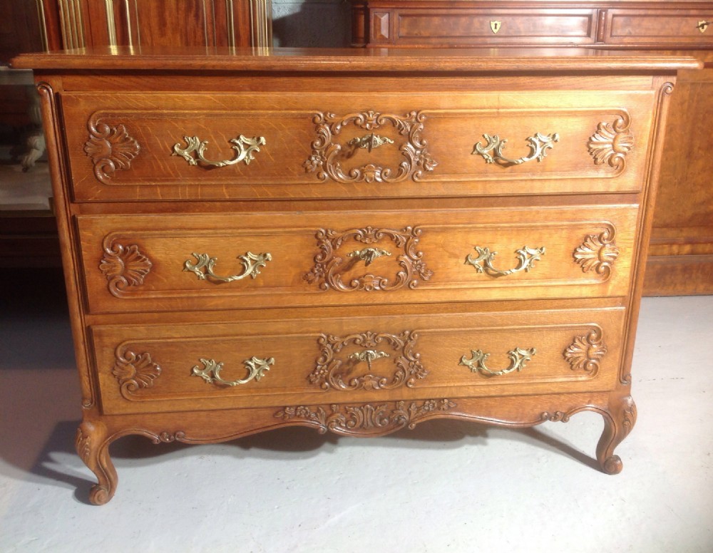 CARVED OAK FRENCH CHEST View IV
