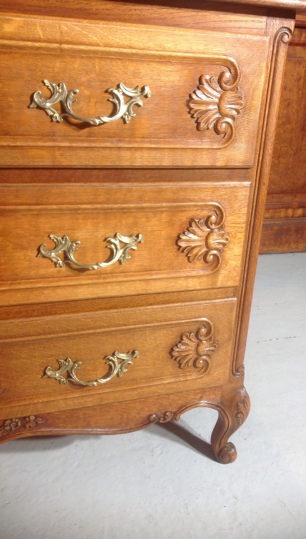 CARVED OAK FRENCH CHEST View VIII