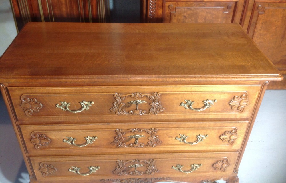 CARVED OAK FRENCH CHEST View IX