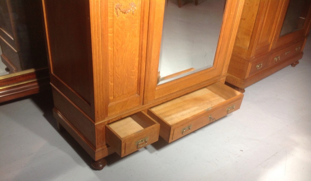 CARVED OAK FRENCH ARMOIRE View VIII