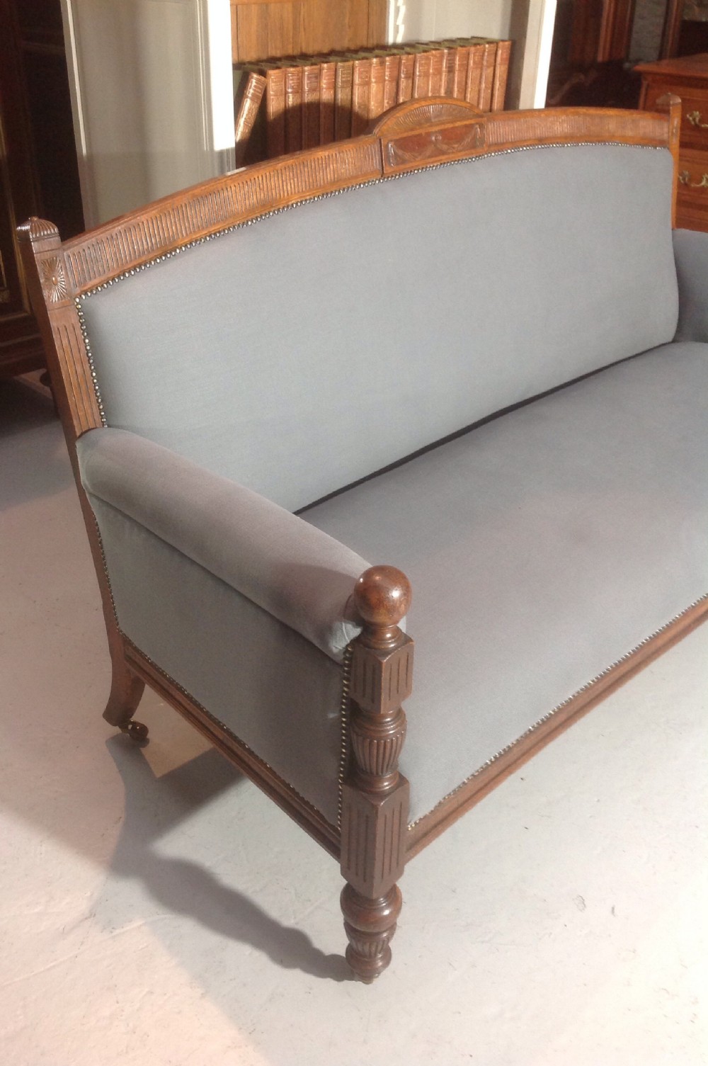 EDWARDIAN OAK SOFA View VI