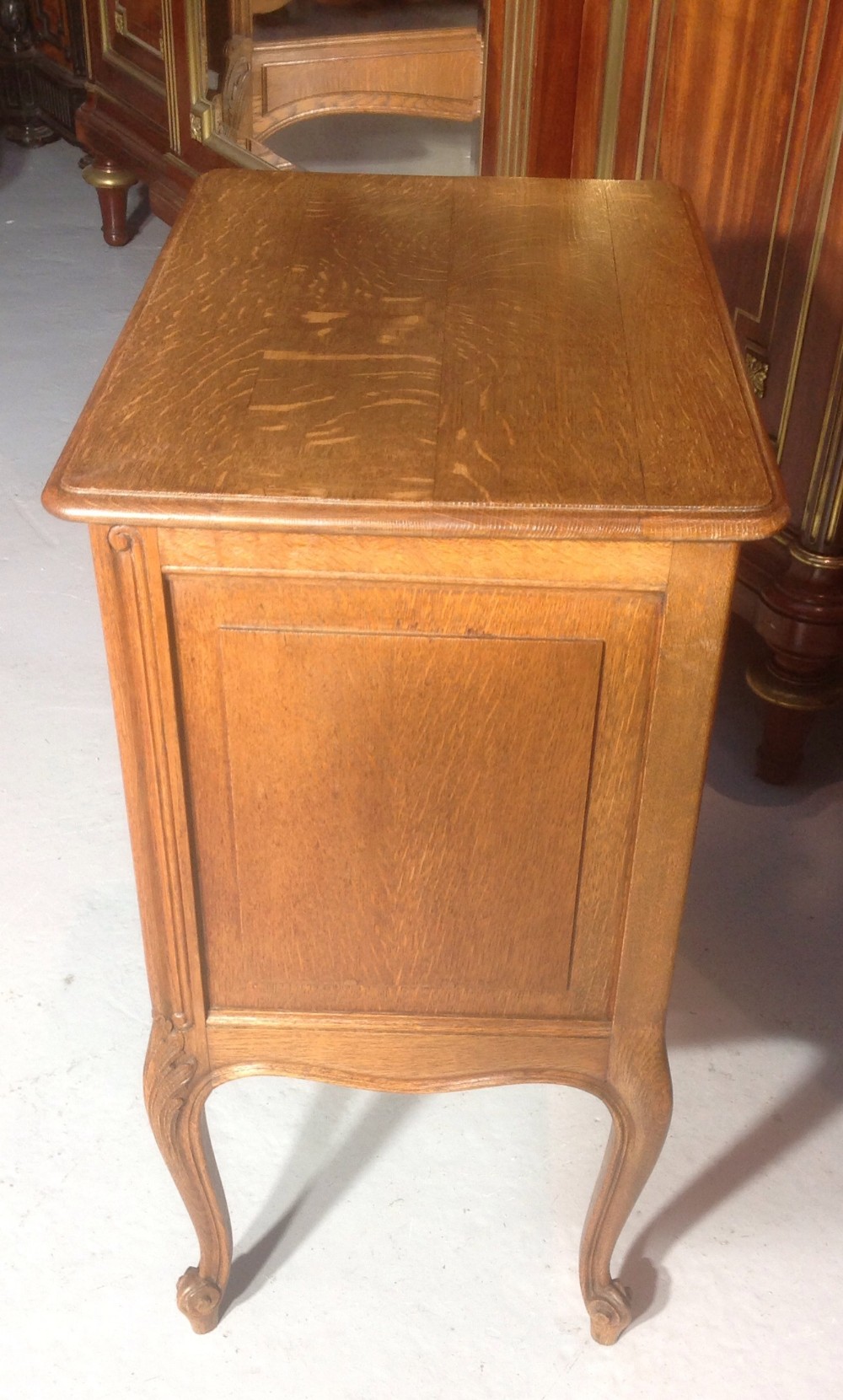 CARVED OAK FRENCH CHEST View V