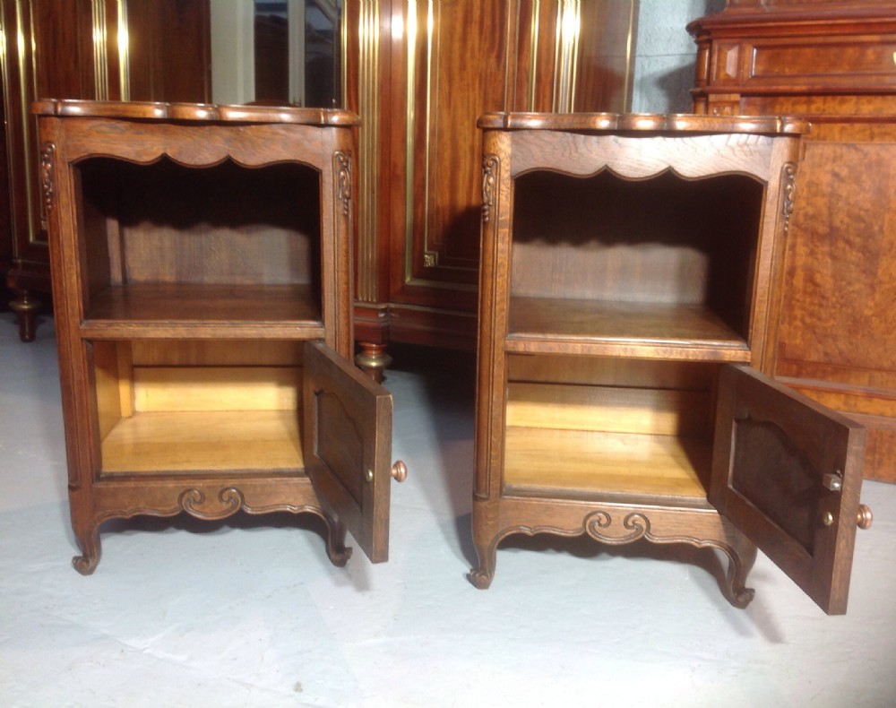 PAIR OF OAK BEDSIDE CABINETS View VI