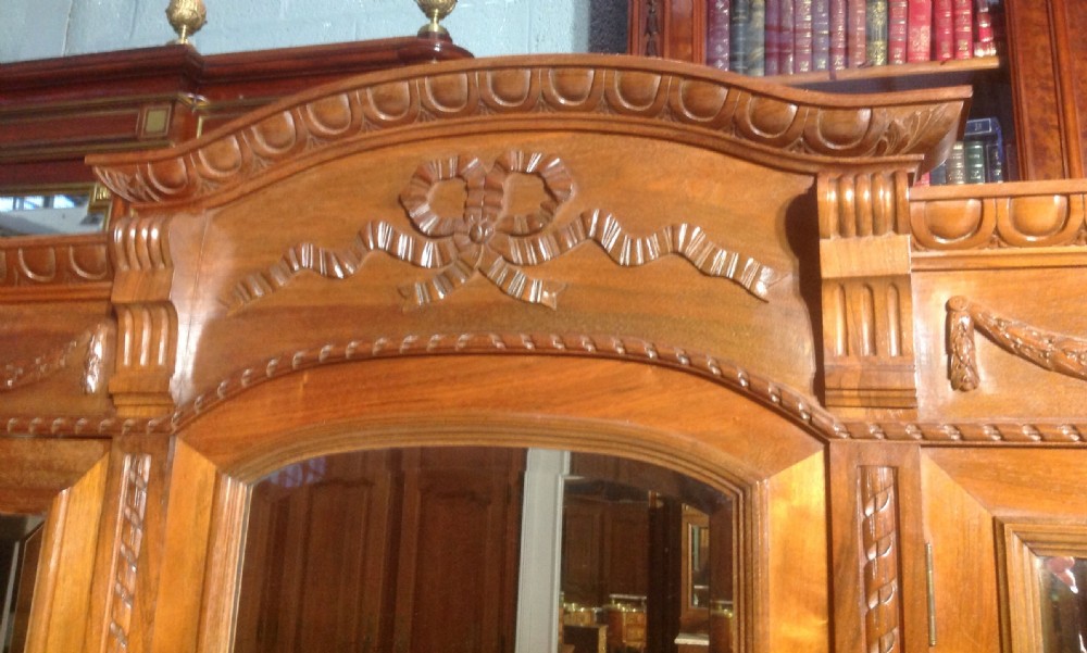 FRENCH WALNUT DRESSING MIRROR View IV