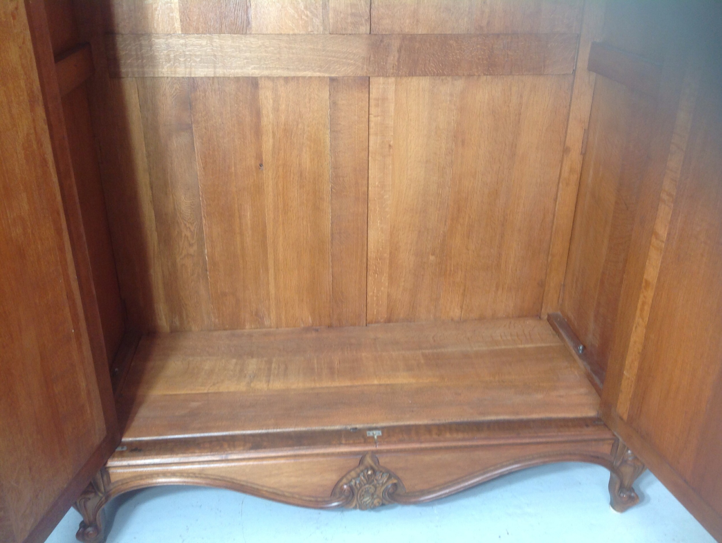 FRENCH MAHOGANY ARMOIRE View IX
