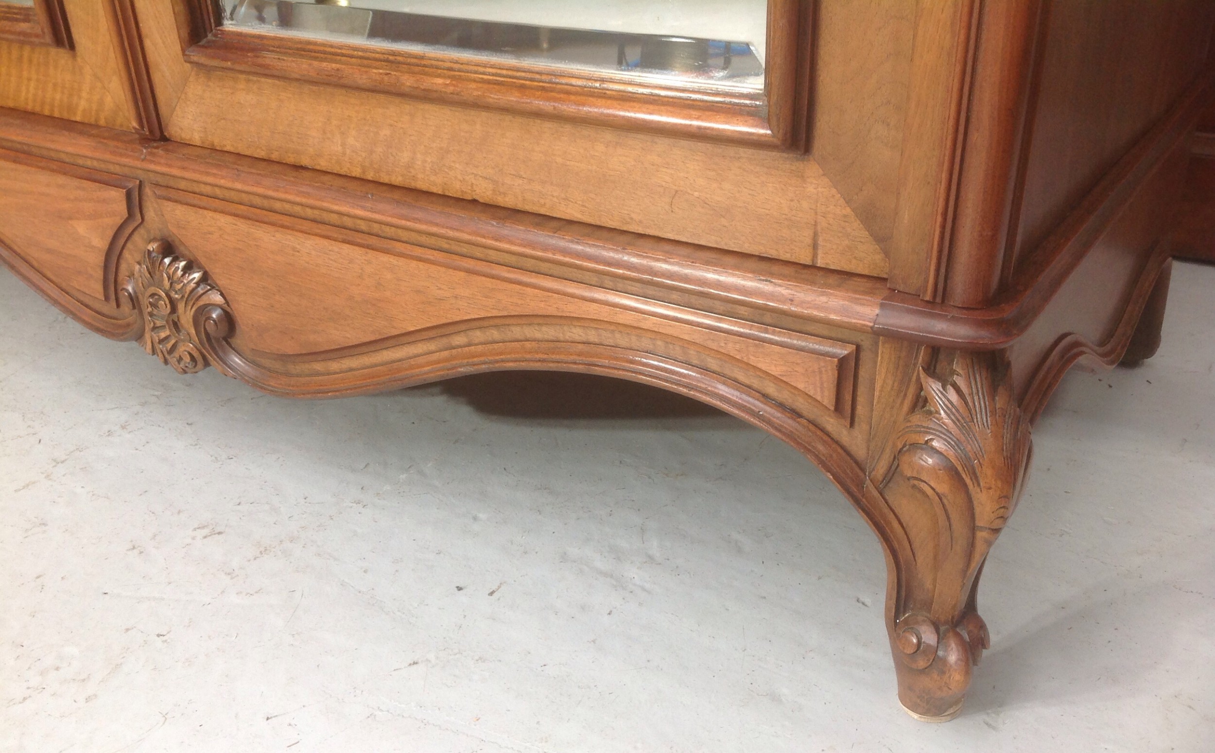 FRENCH MAHOGANY ARMOIRE View III