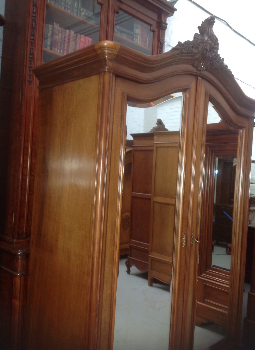 FRENCH MAHOGANY ARMOIRE View IV