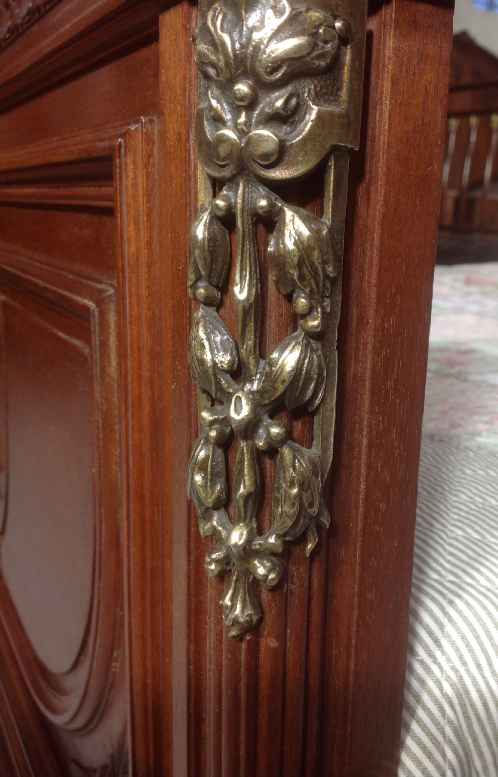 CARVED WALNUT FRENCH BED WITH BRASS DETAILING. View VIII
