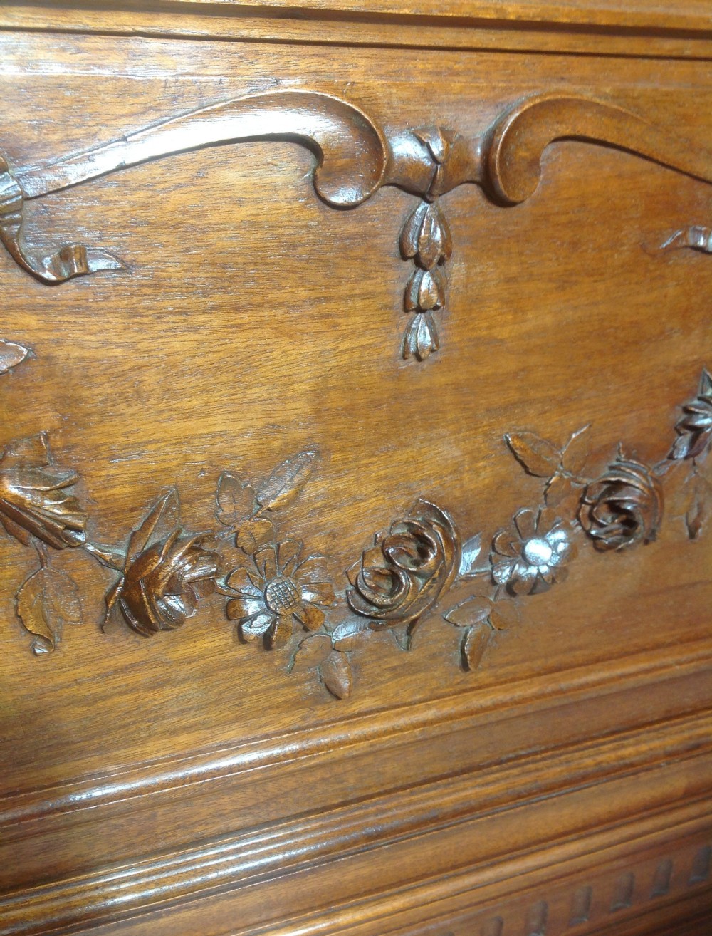 CARVED WALNUT FRENCH BED WITH BRASS DETAILING. View V