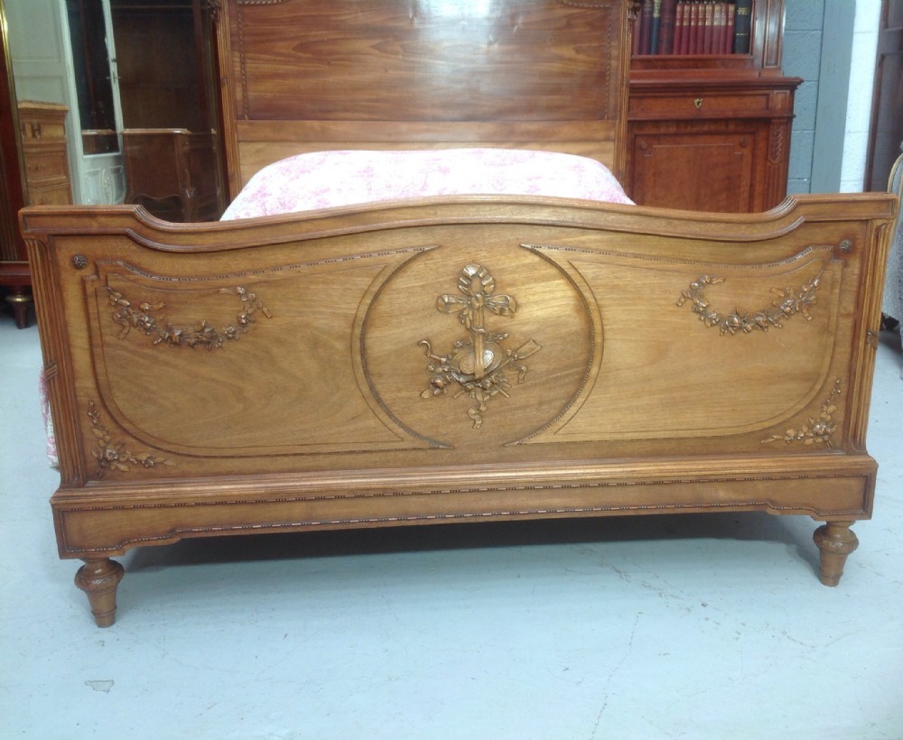 FRENCH WALNUT KINGSIZE BED View II