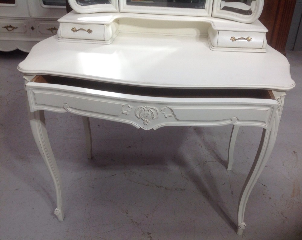PAINTED FRENCH WALNUT DRESSING TABLE View VIII