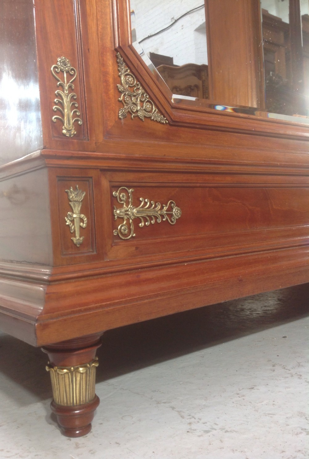 STUNNING FRENCH MAHOGANY ARMOIRE View VI
