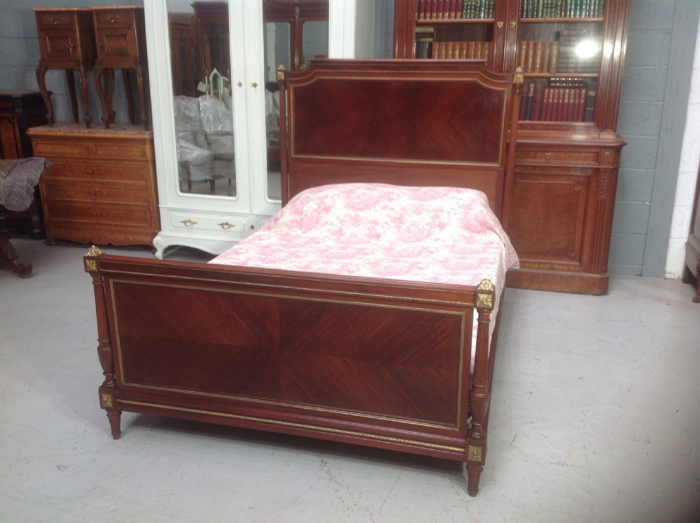 STUNNING QUALITY FRENCH KINGSIZE BED View X