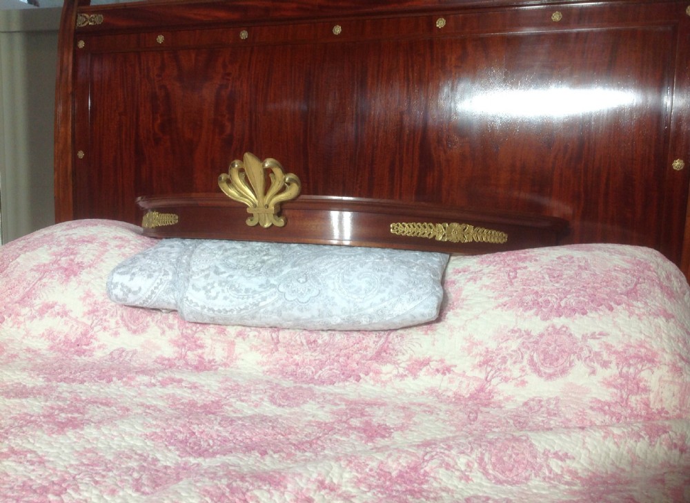 MAGNIFICENT FRENCH SUPER KING SIZE BED  View X