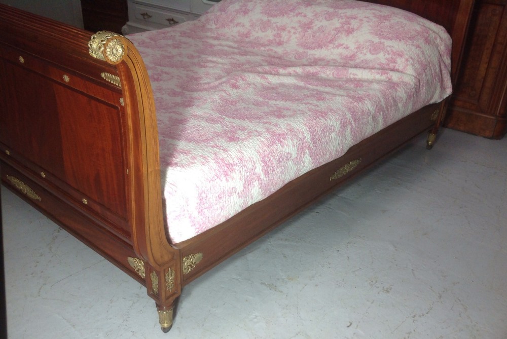 MAGNIFICENT FRENCH SUPER KING SIZE BED  View XIII