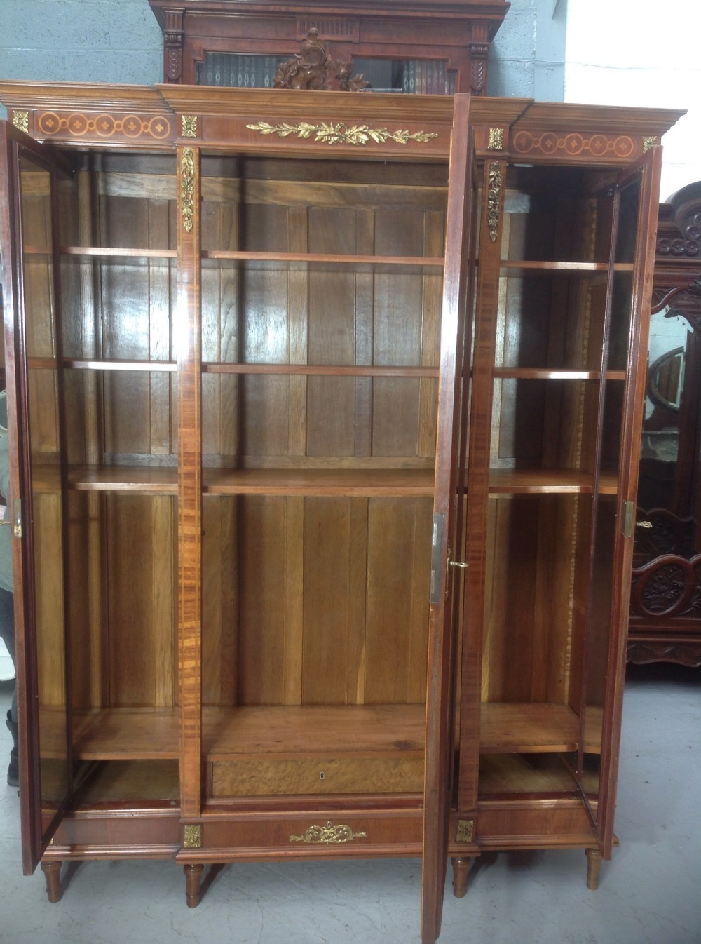 STUNNING FRENCH MARQUETRY ARMOIRE View IX