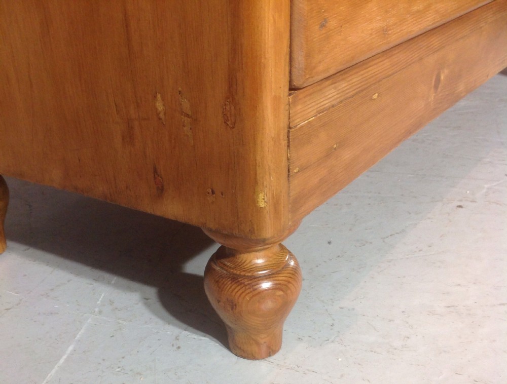 VICTORIAN PINE CHEST View III