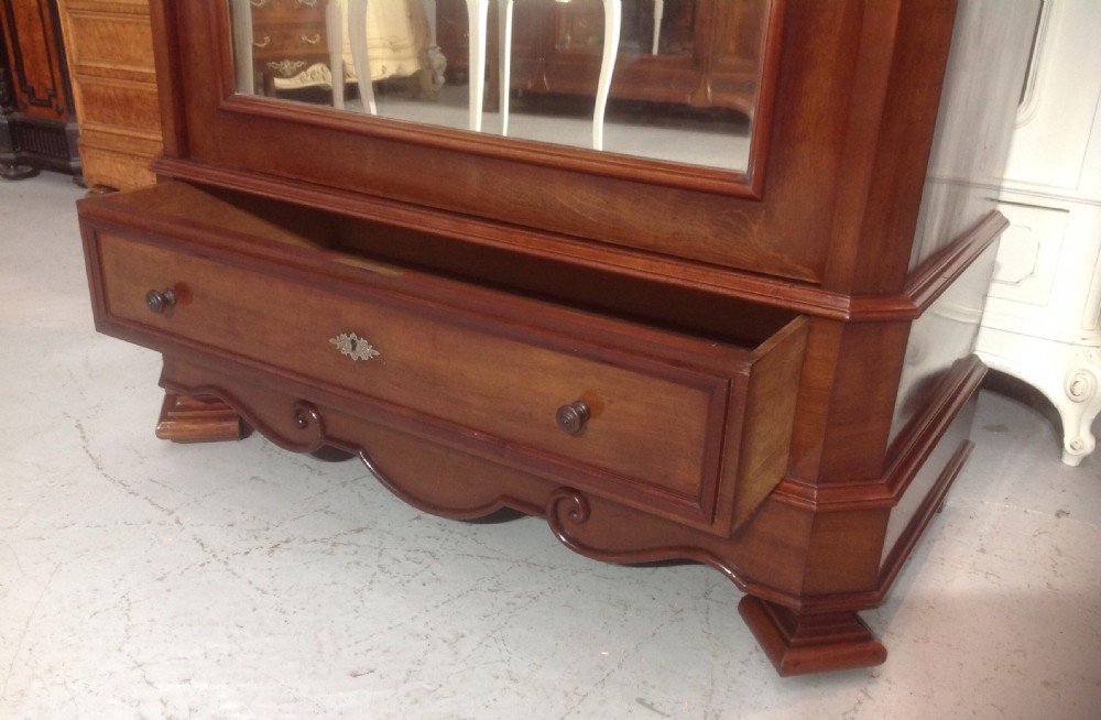SINGLE DOOR FRENCH MAHOGANY ARMOIRE View IV