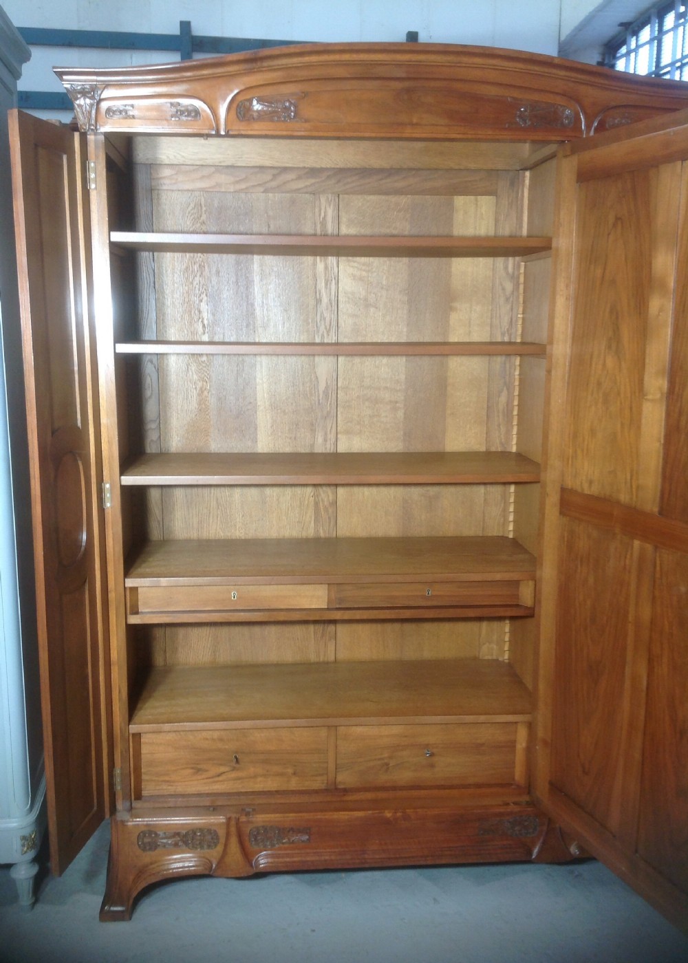 FRENCH ARTS AND CRAFTS ARMOIRE BY GEORGES ERNEST NOWAK View VIII