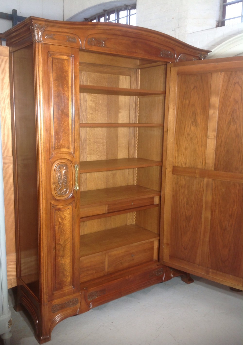 FRENCH ARTS AND CRAFTS ARMOIRE BY GEORGES ERNEST NOWAK View IX