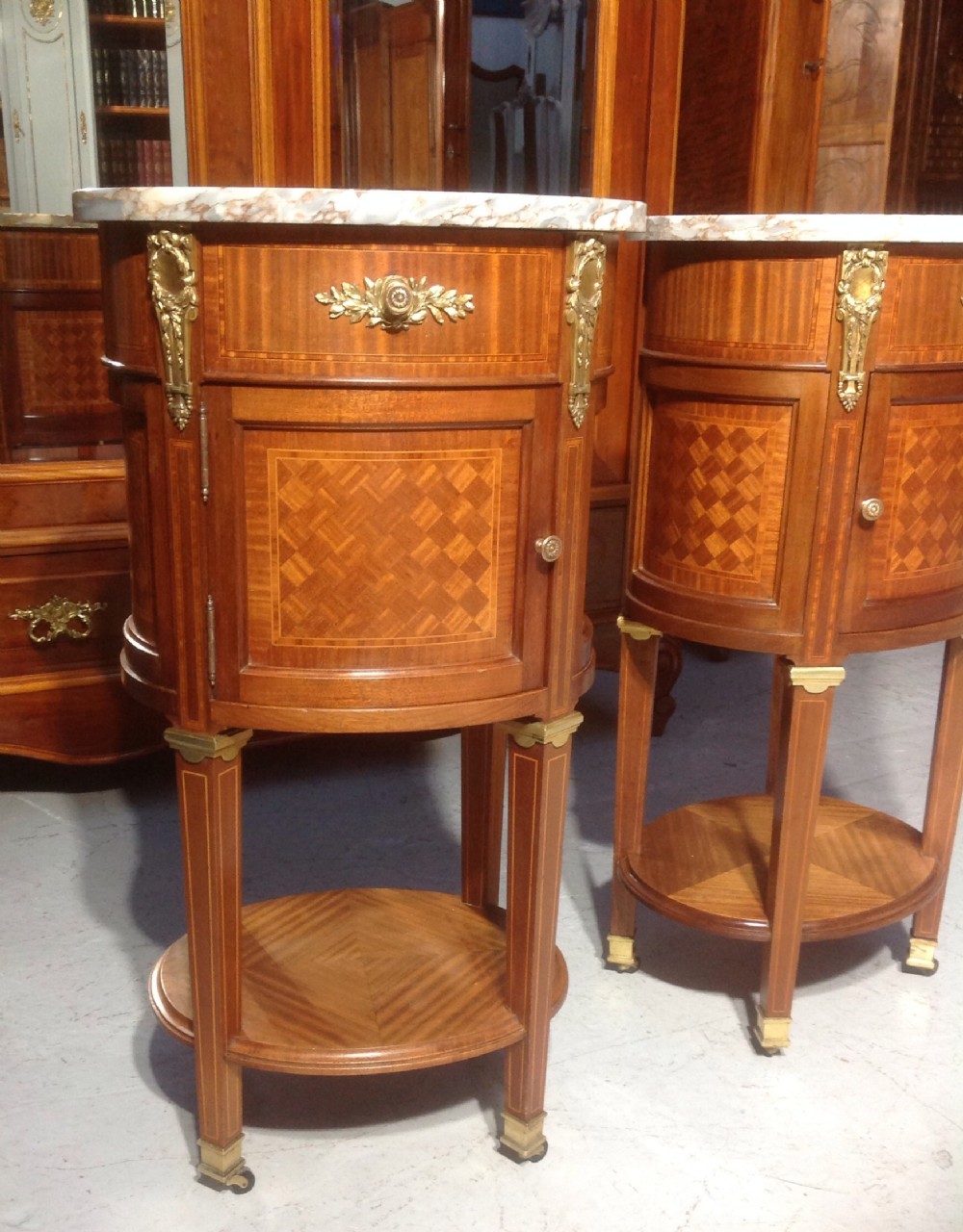 STUNNING PAIR OF FRENCH INLAID BEDSIDE CABINETS View III
