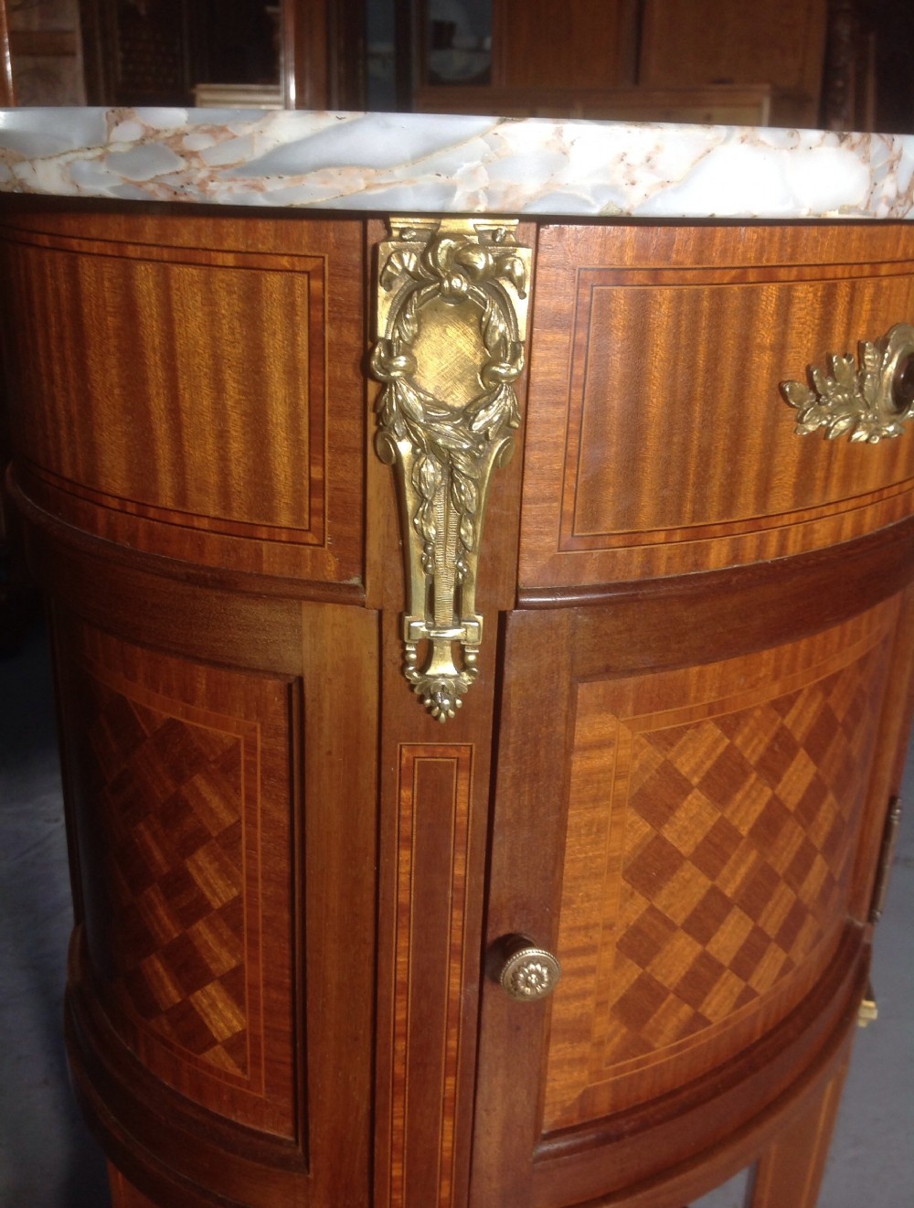 STUNNING PAIR OF FRENCH INLAID BEDSIDE CABINETS View VII
