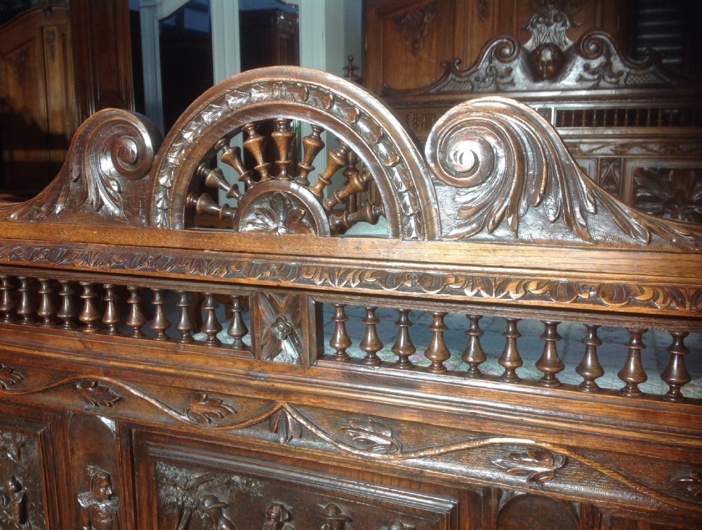 CARVED OAK FRENCH BRETON BED View XIV