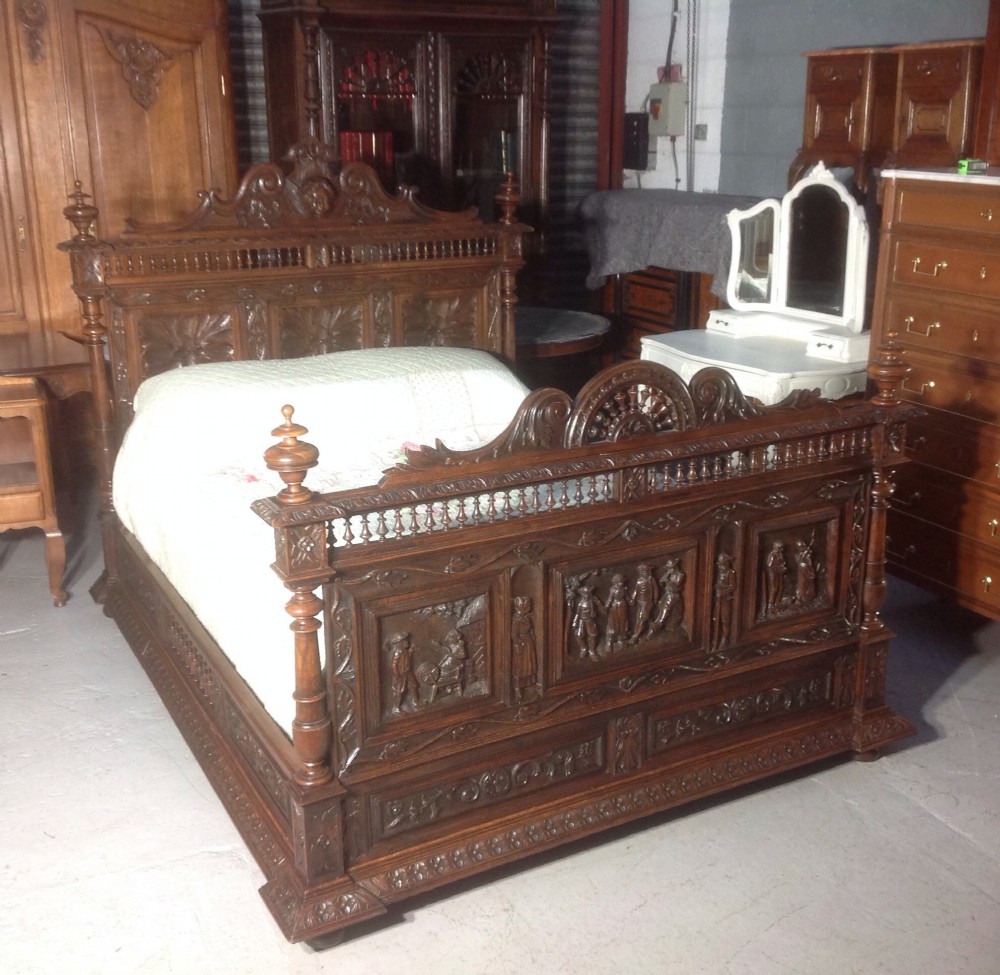 CARVED OAK FRENCH BRETON BED View XVI