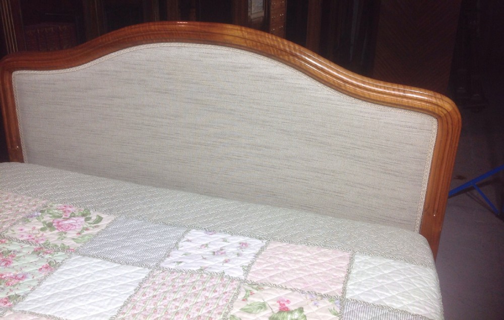 OVERSIZE FRENCH WALNUT BED View III