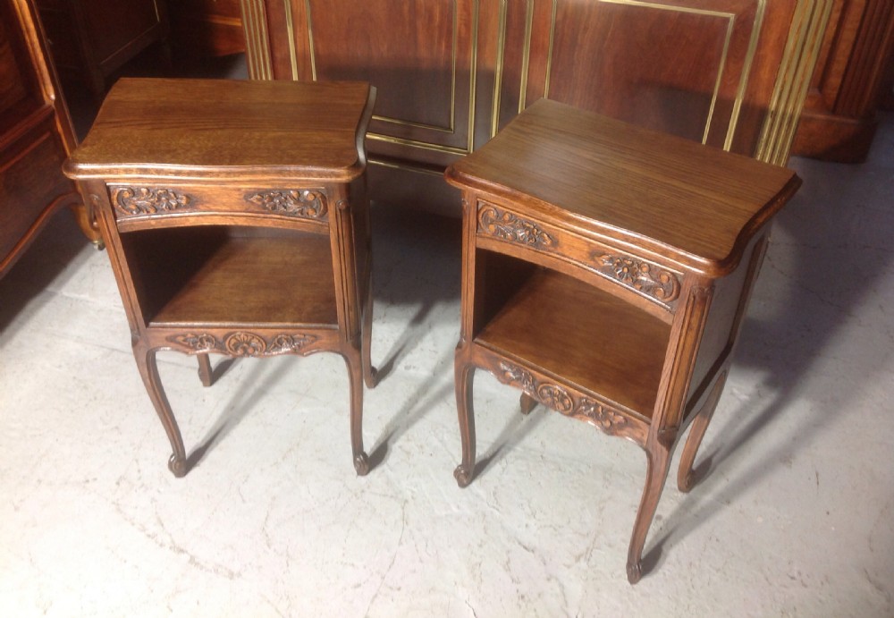 PAIR OF FRENCH OAK BEDSIDE CABINETS