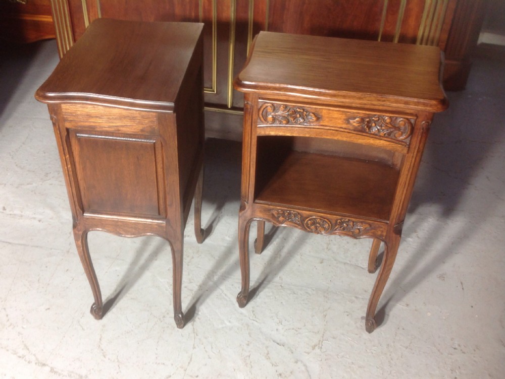 PAIR OF FRENCH OAK BEDSIDE CABINETS View IV