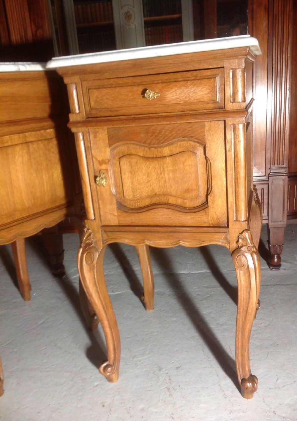 PAIR OF OAK MARBLE TOP FRENCH BEDSIDE CABINETS View II