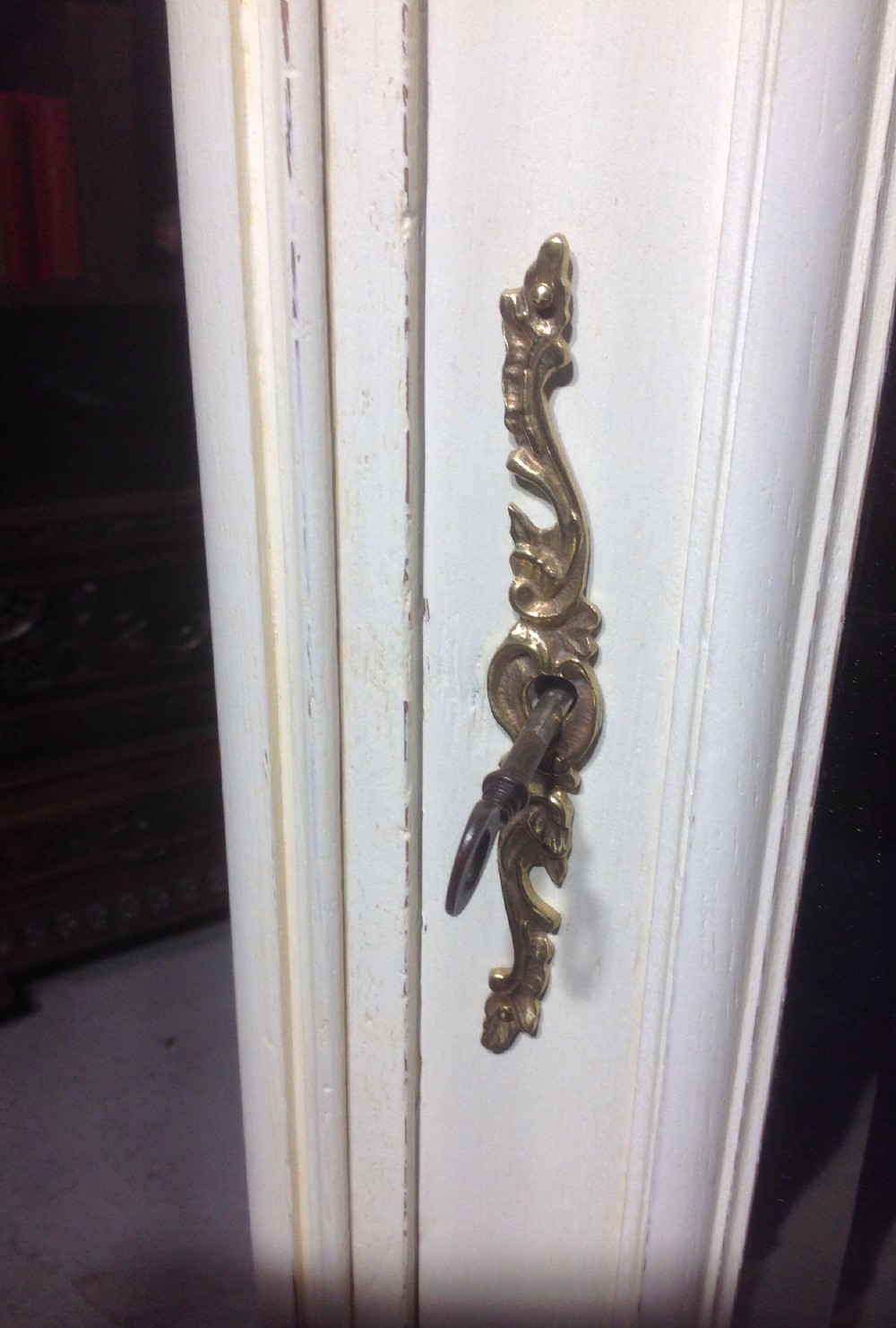 PAINTED FRENCH OAK ARMOIRE View IV