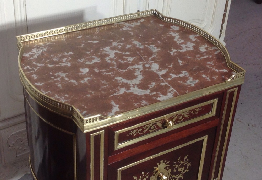 PAIR OF FRENCH MAHOGANY BEDSIDE CABINETS BY PARIS MAKER View VI