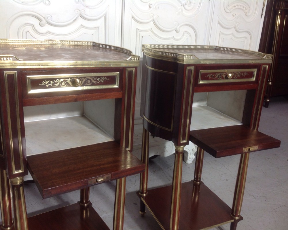 PAIR OF FRENCH MAHOGANY BEDSIDE CABINETS BY PARIS MAKER View VII