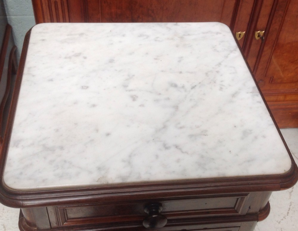 FRENCH ROSEWOOD CABINET View II