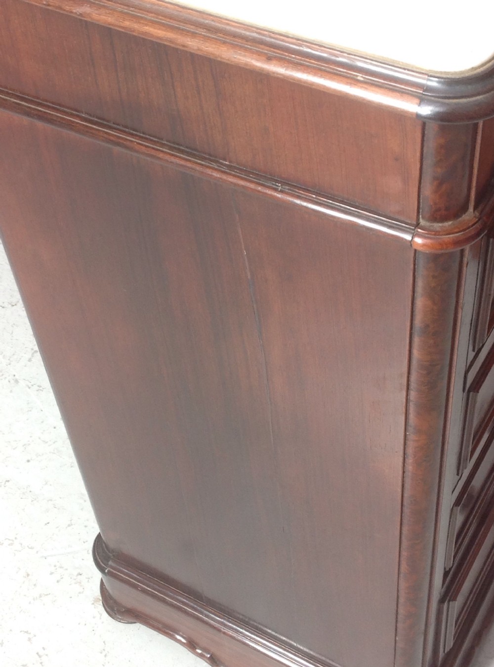 FRENCH ROSEWOOD CABINET View IX