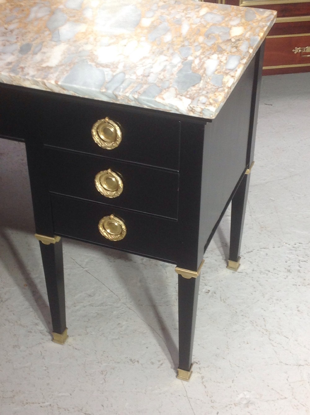 FRENCH EBONISED MAHOGANY KNEEHOLE TABLE View III